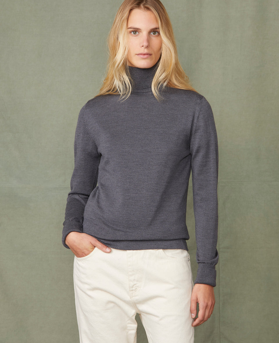 Turtleneck sweater - Image 4