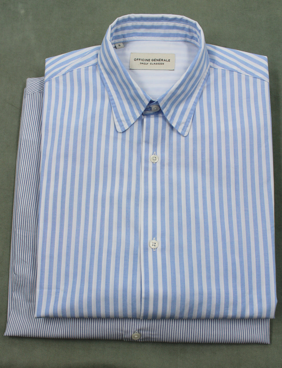 Soft collar shirt - Image 1