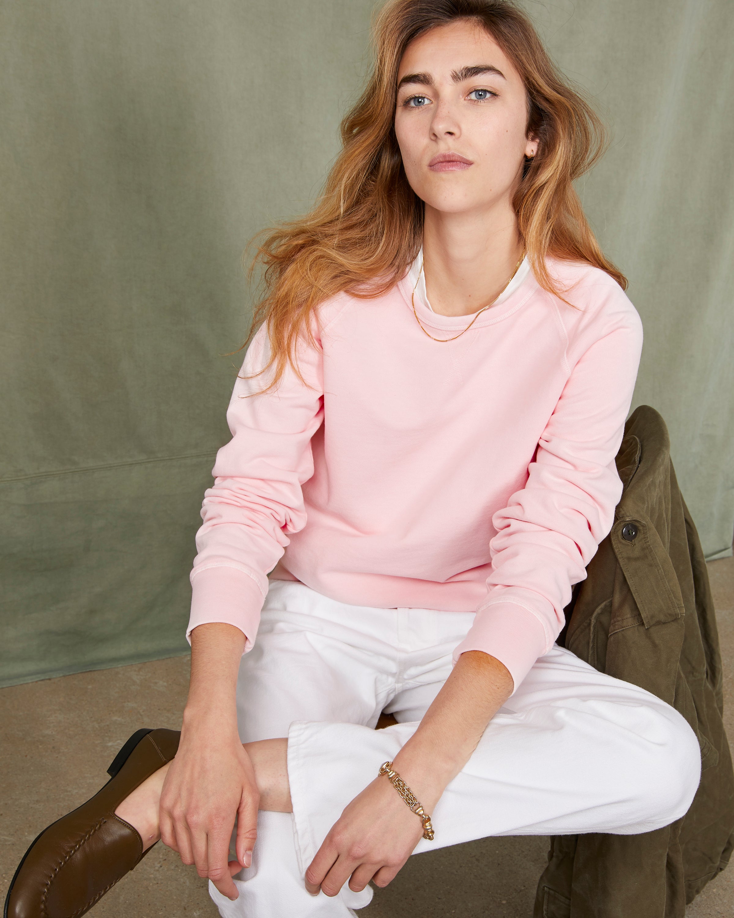 Everlane crew neck clearance sweatshirt