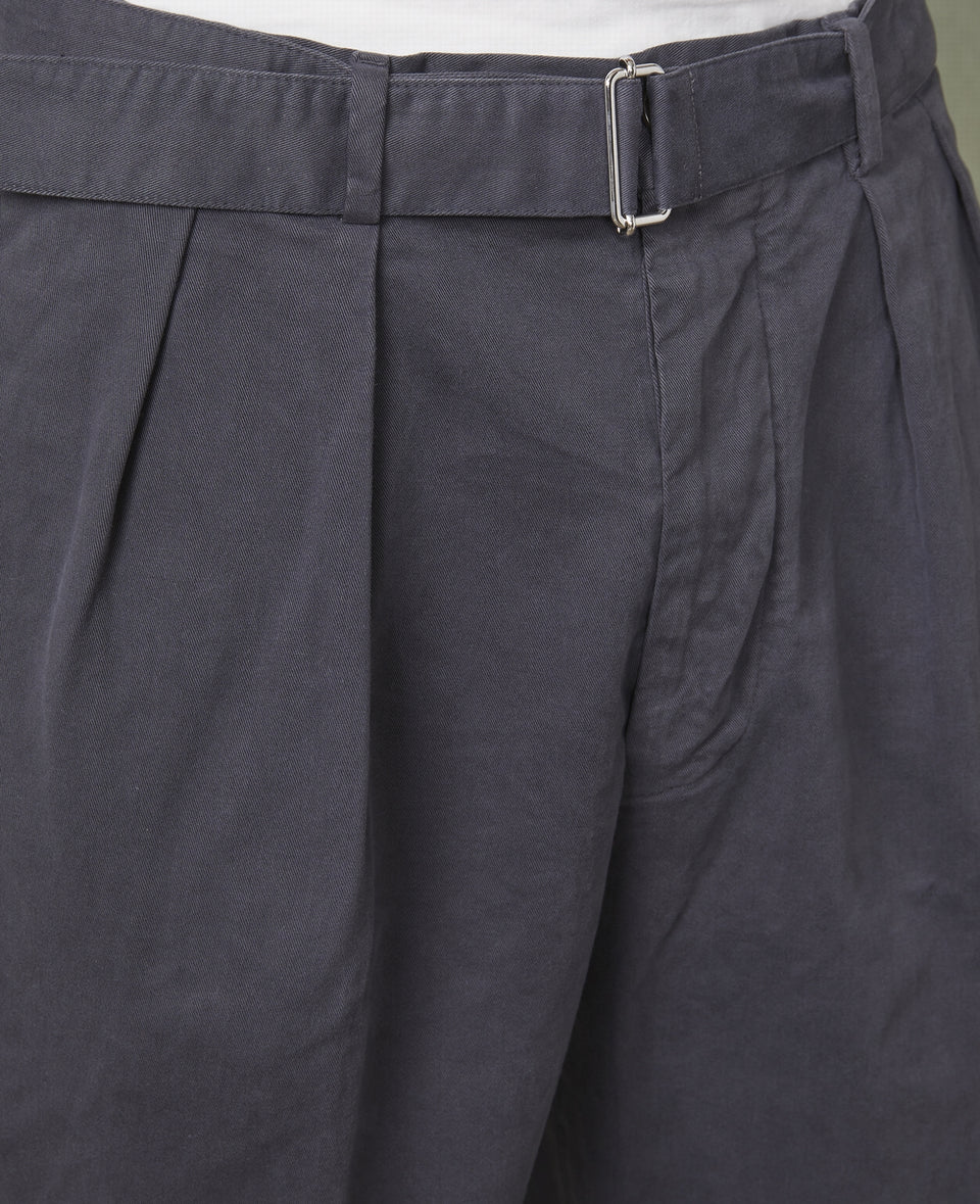 Pleated chino FADED BLACK - Image 4